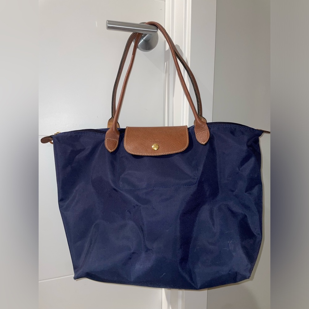 Medium Le Pliage Nylon Shoulder Tote